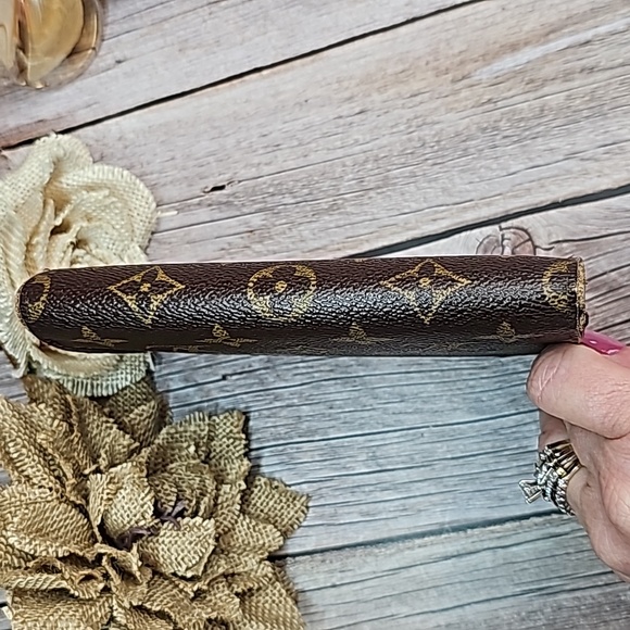 AUTHENTIC LOUIS VUITTON MONOGRAM SNAP TRIFOLD WALLET - Picture 3 of 15